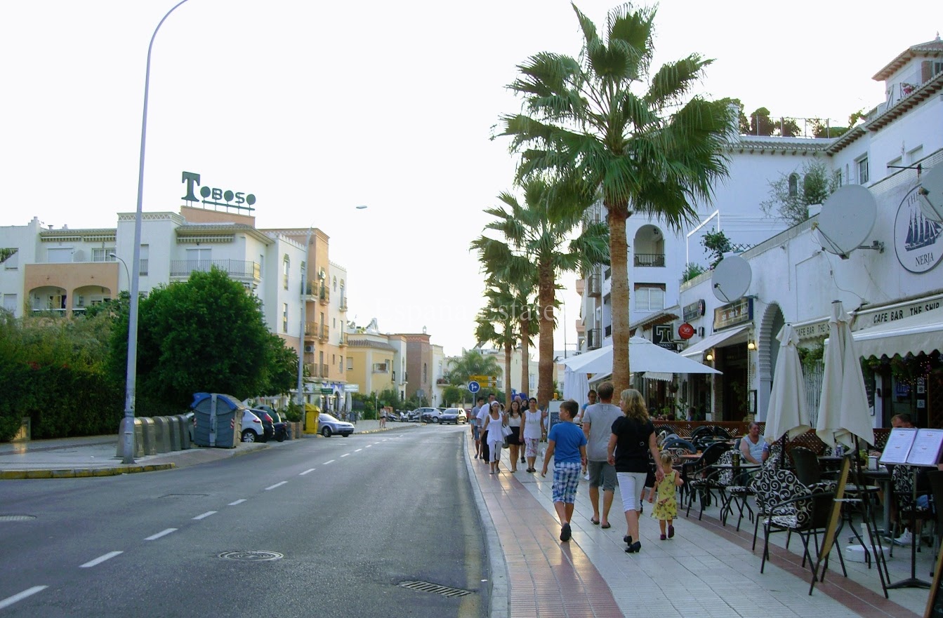 ¡Cerca de playa, piscina y 2 plazas de parking!