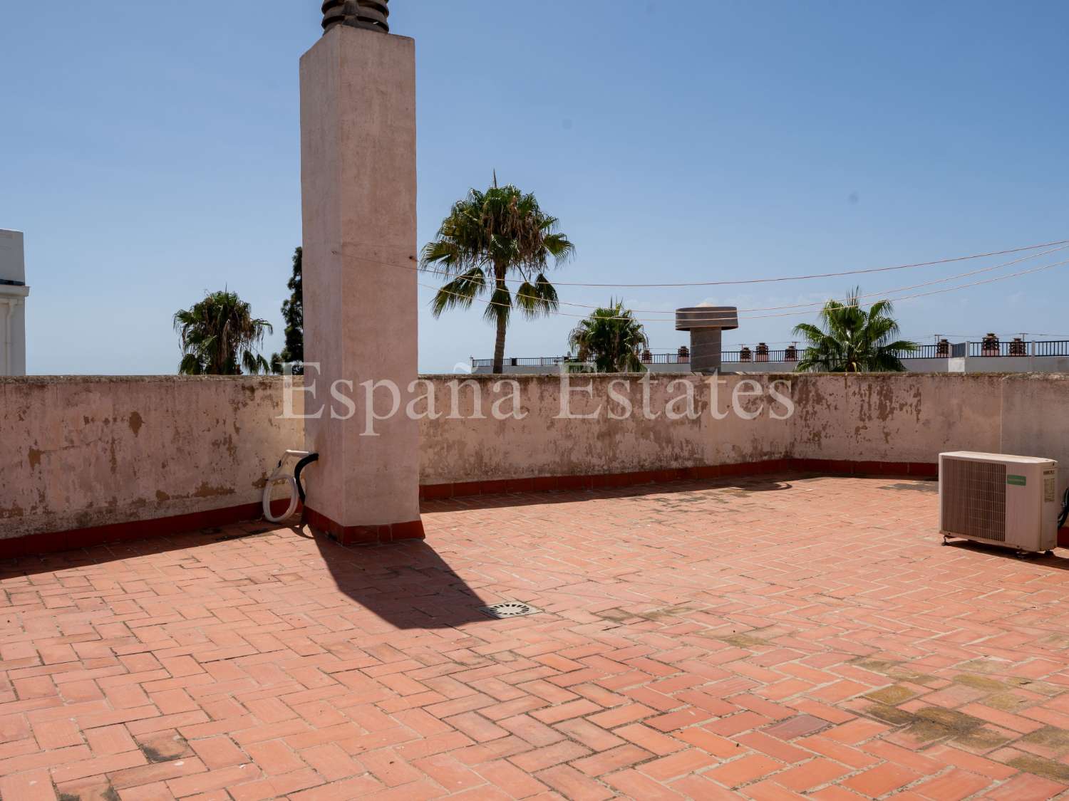 ¡Oportunidad única en el corazón de Nerja!