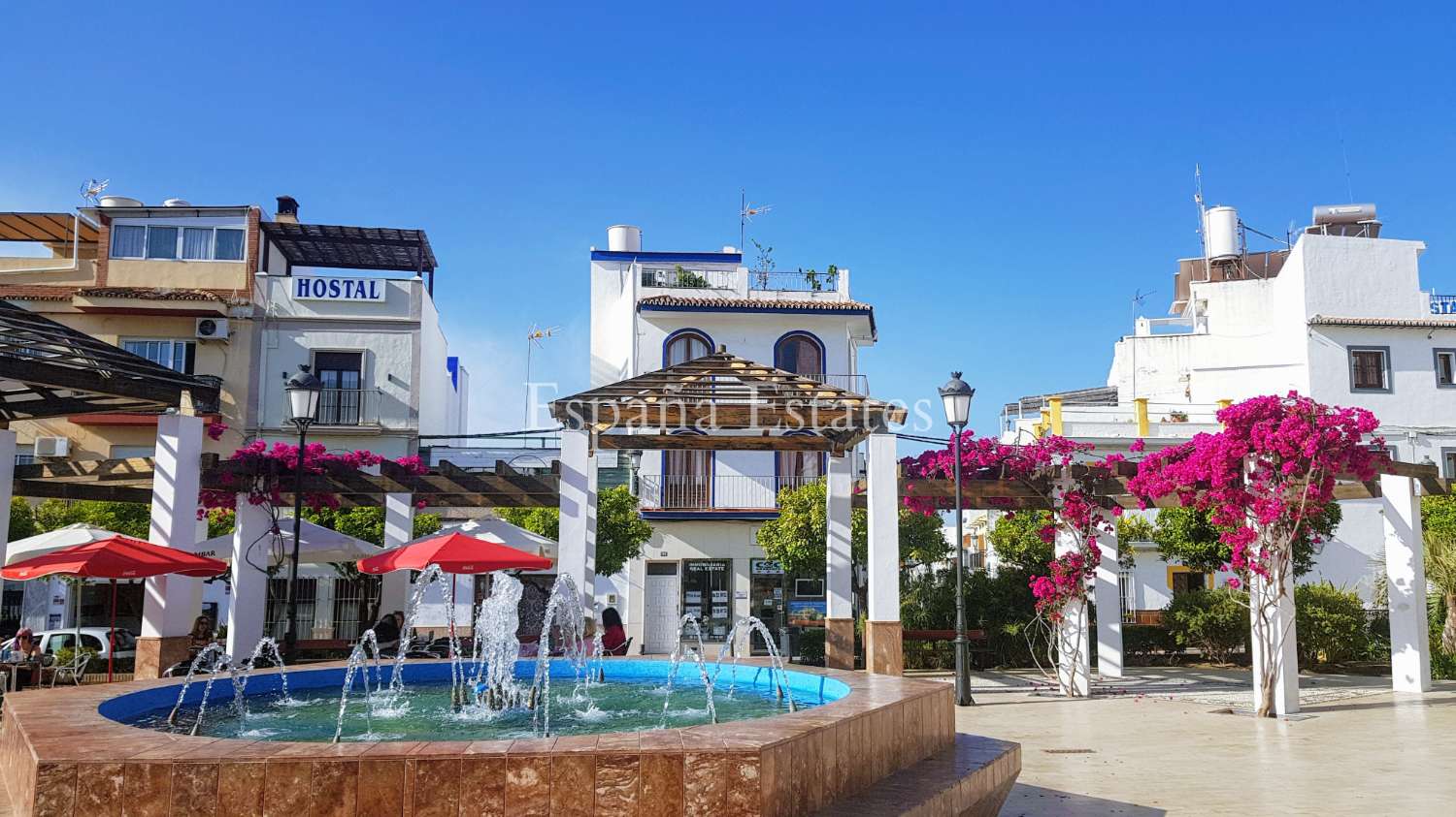 ¡Amplio apartamento de esquina con terraza soleada!