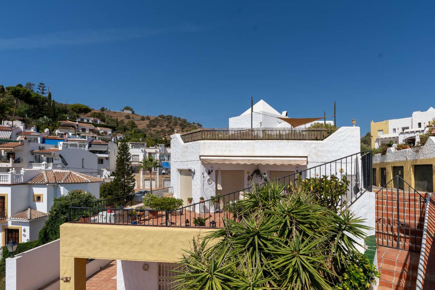 Grand appartement de coin avec terrasse ensoleillée !