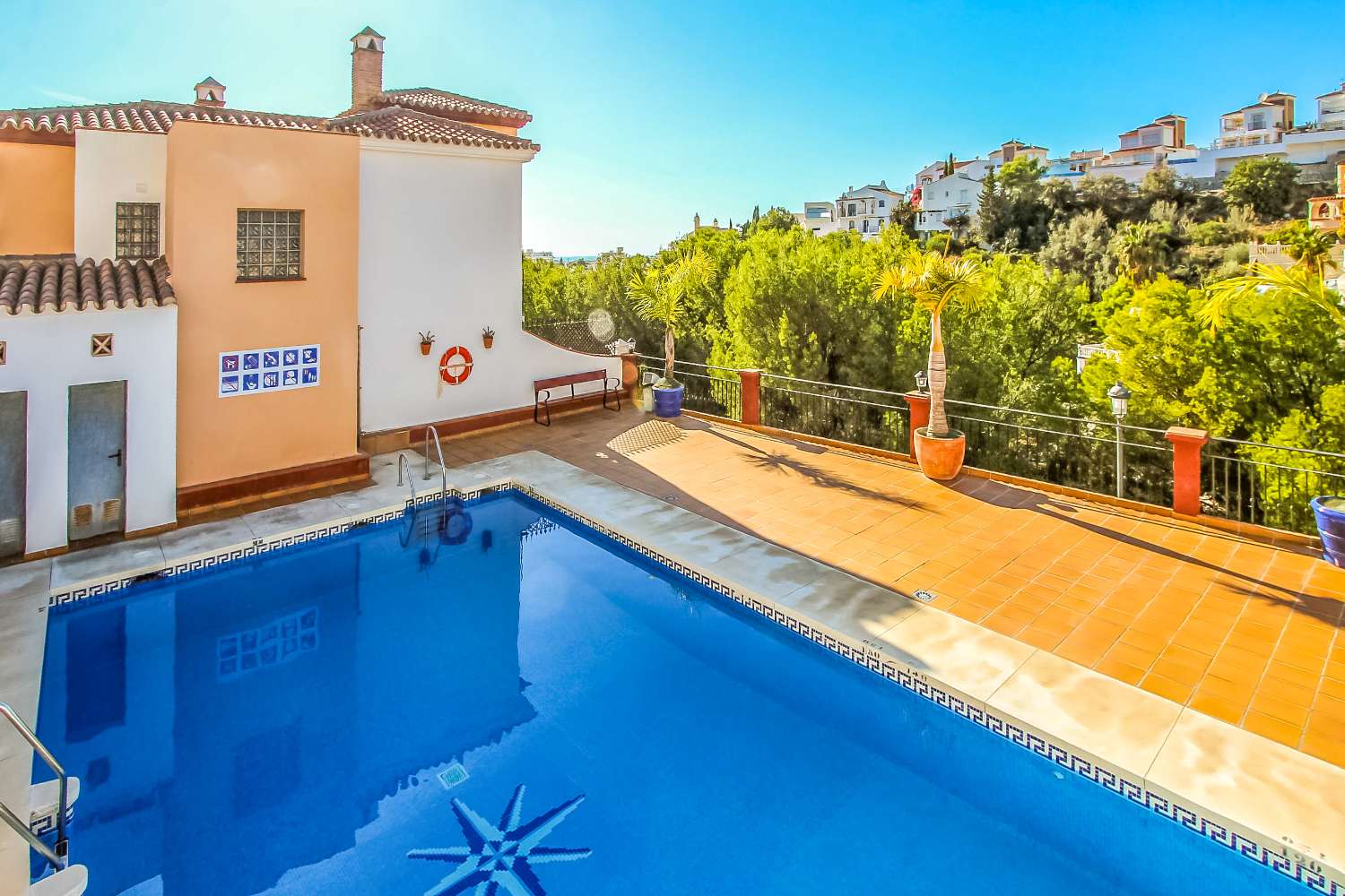 Terraced house with large terraces in Burriana, Nerja